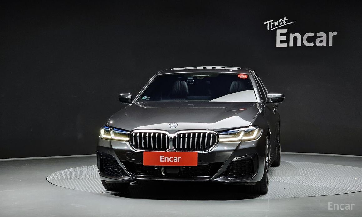 BMW 5 Series (G30)530e M Sport №4