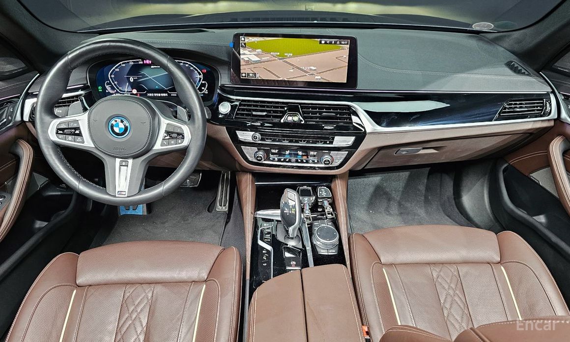 BMW 5 Series (G30)530e M Sport №8