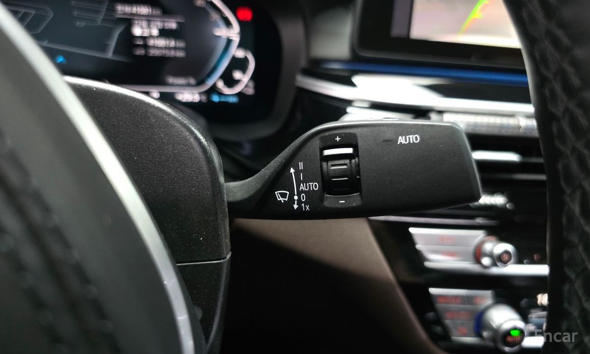 5 Series (G30)530e M Sport 10