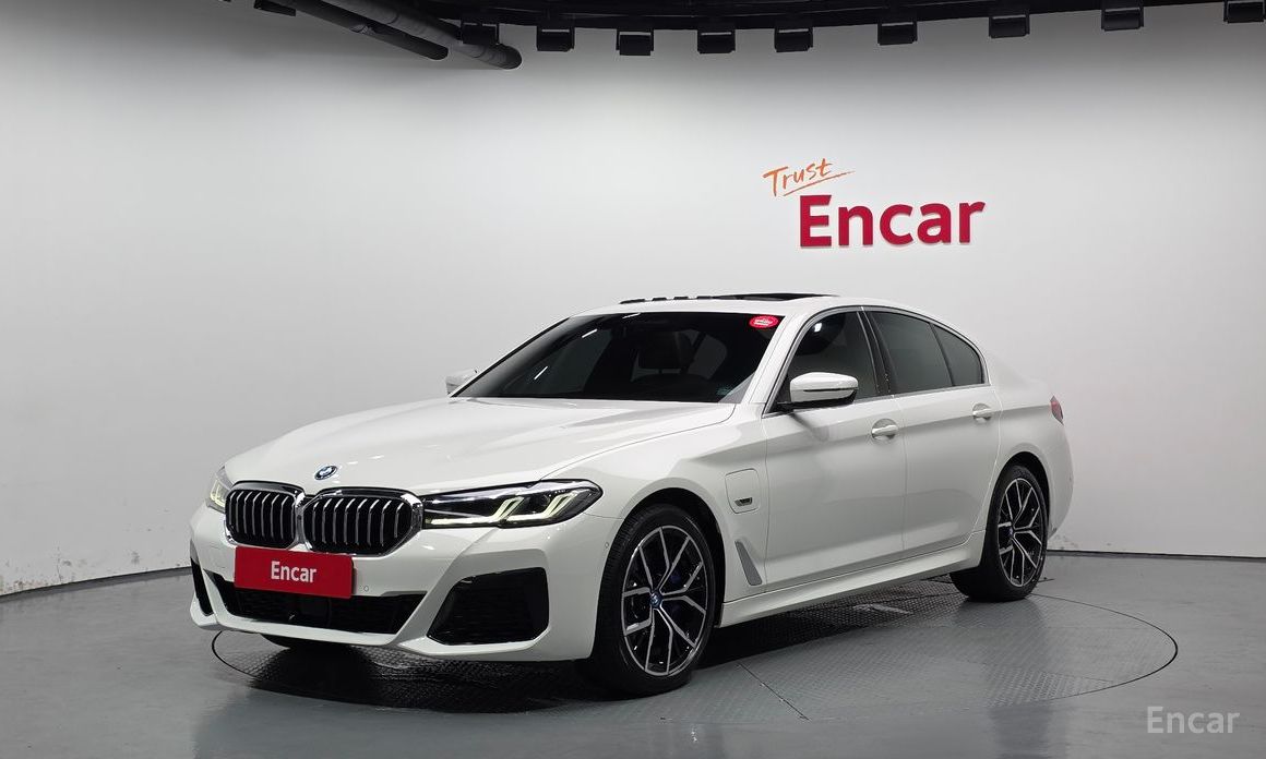 BMW 5 Series (G30)530e M Sport №2