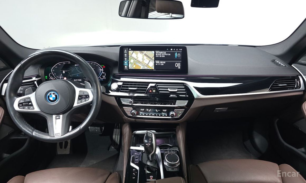 BMW 5 Series (G30)530e M Sport №7