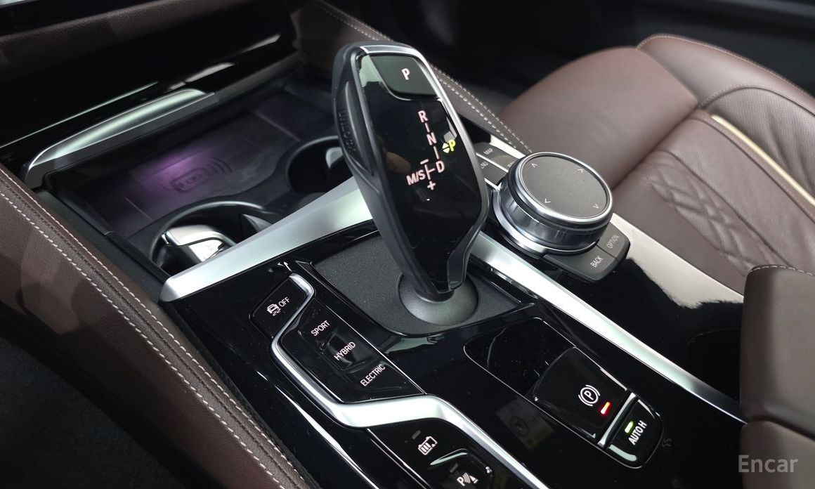BMW 5 Series (G30)530e M Sport №9