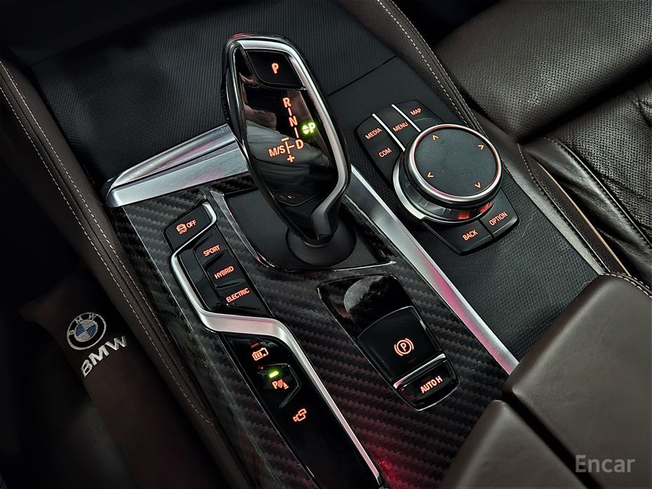 5 Series (G30)530e M Sport 11