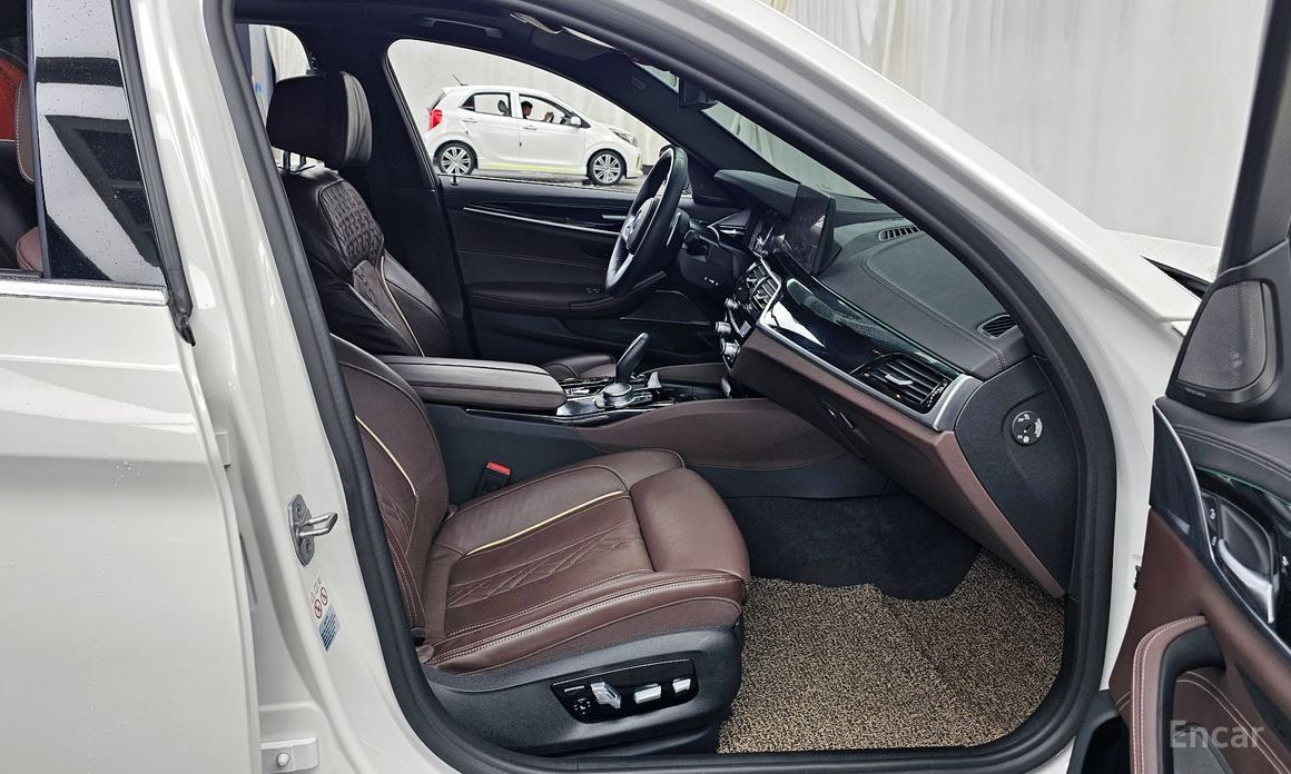 5 Series (G30)530e M Sport 12