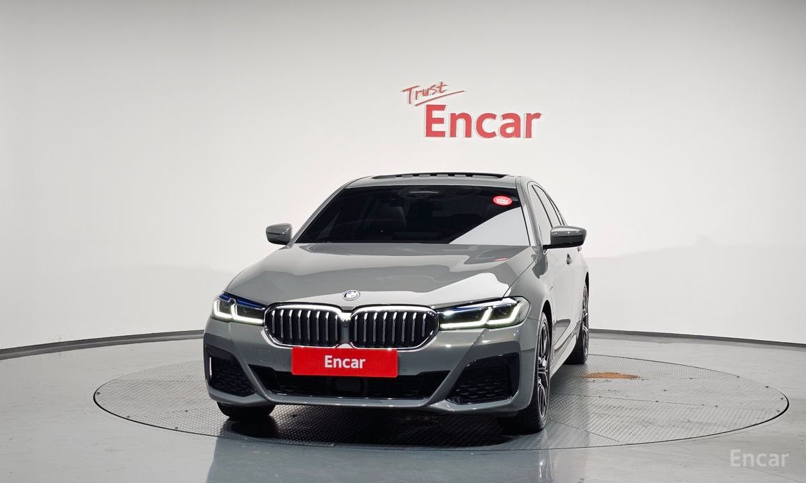 BMW 5 Series (G30)530e M Sport №3