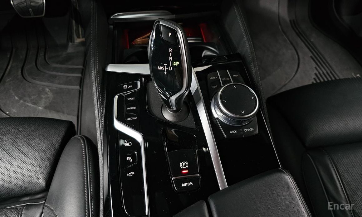 BMW 5 Series (G30)530e M Sport №9