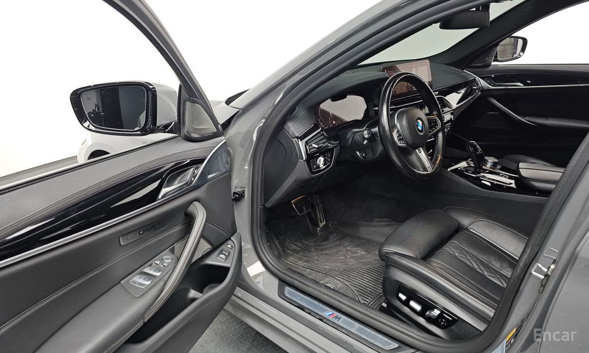 BMW 5 Series (G30)530e M Sport №11