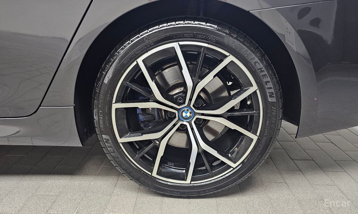 BMW 5 Series (G30)530e M Sport №6