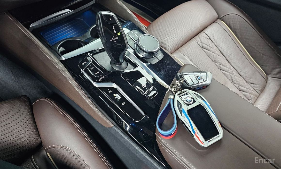 BMW 5 Series (G30)530e M Sport №10