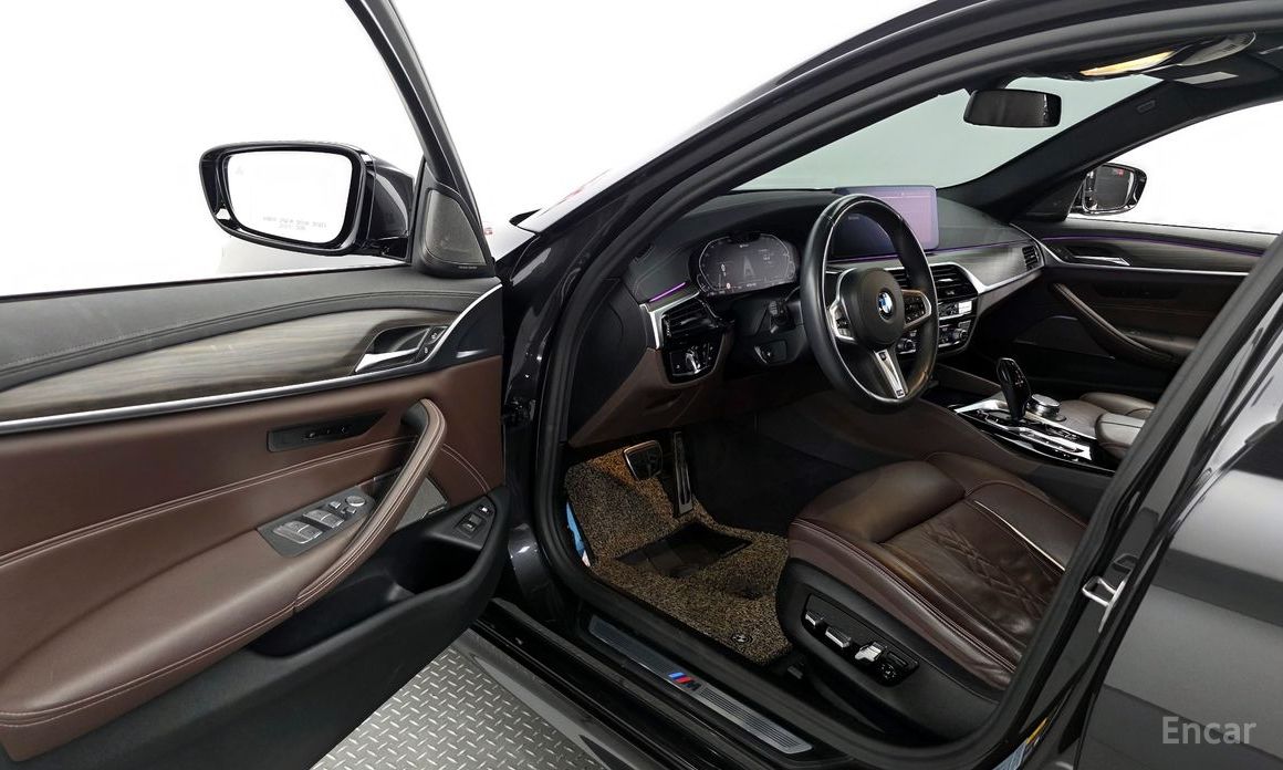 BMW 5 Series (G30)530e M Sport №12