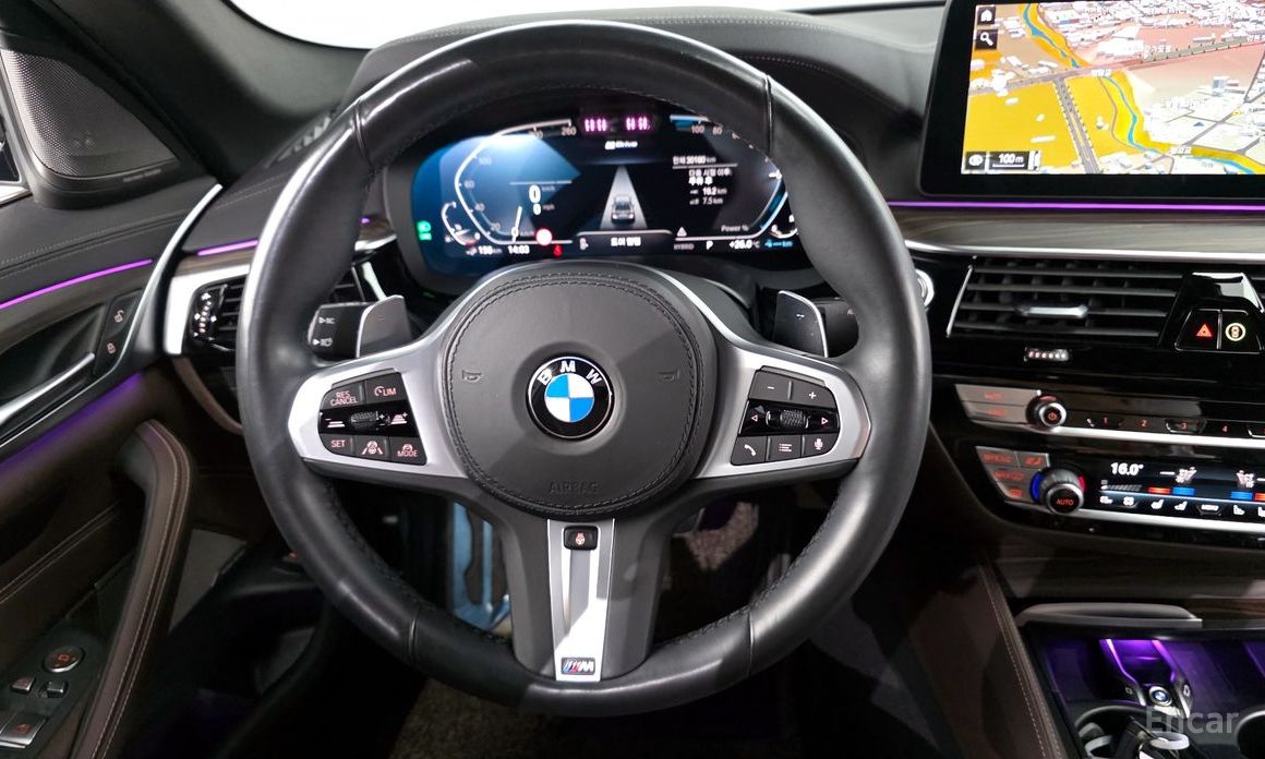 BMW 5 Series (G30)530e M Sport №14