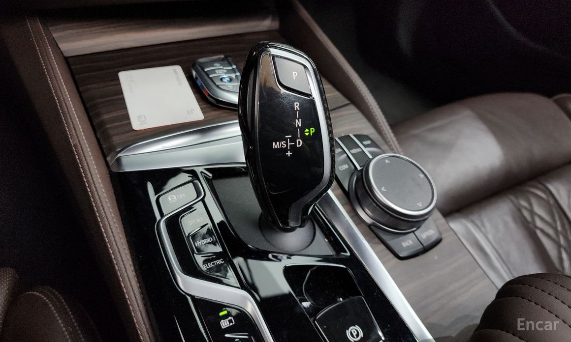 5 Series (G30)530e M Sport 10