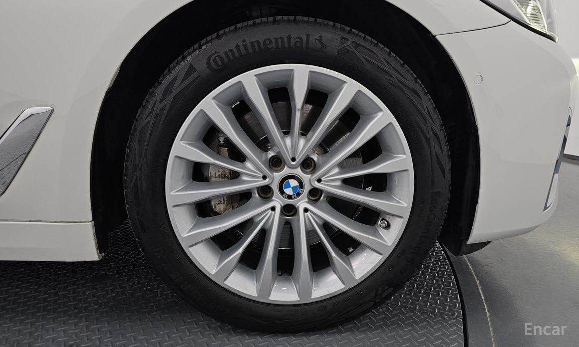 5 Series (G30)530i Luxury 6