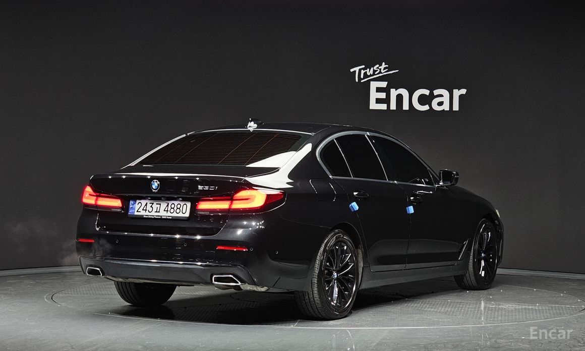 5 Series (G30)530i Luxury 3