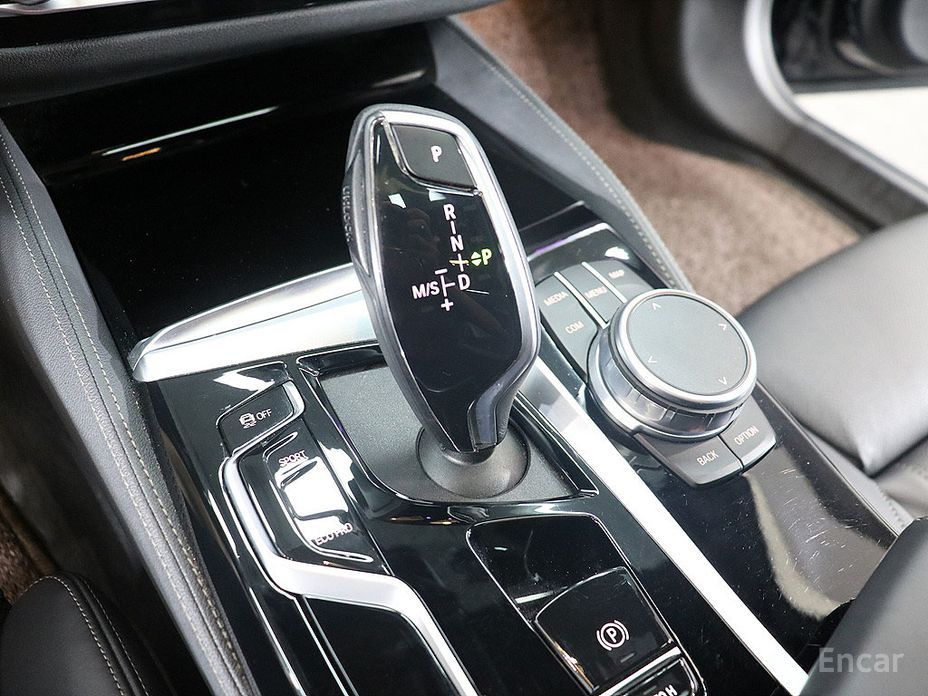5 Series (G30)530i M Sport 19
