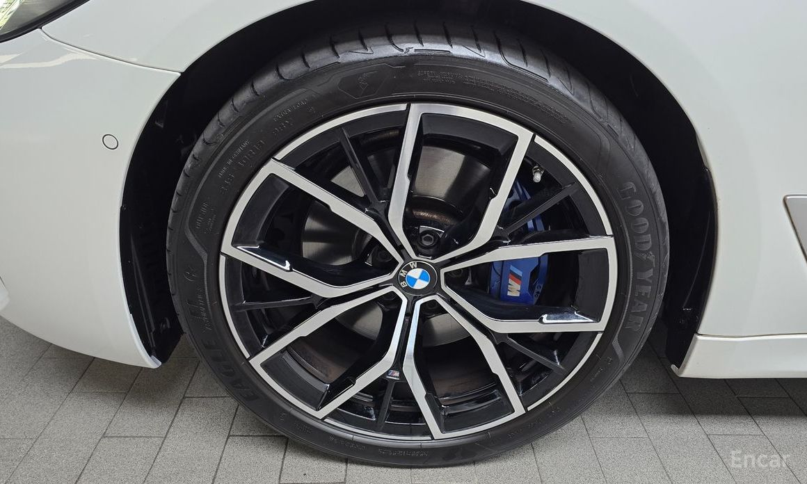 BMW 5 Series (G30)530i M Sport №6