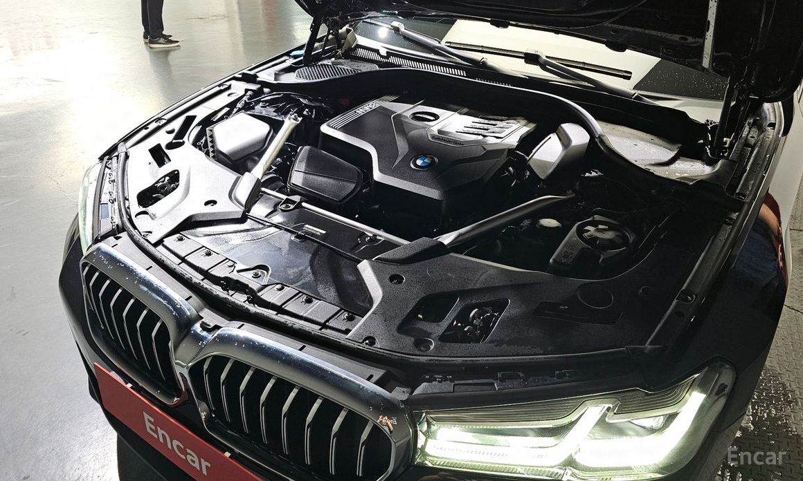 BMW 5 Series (G30)530i M Sport №7