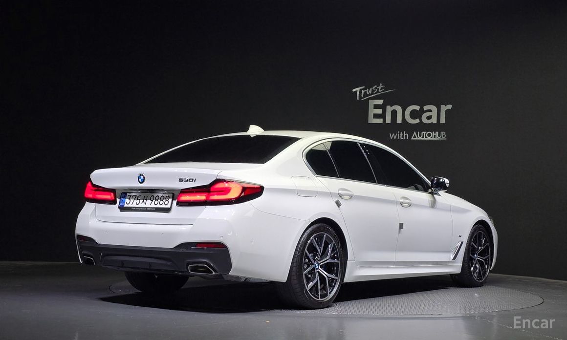 BMW 5 Series (G30)530i M Sport №3