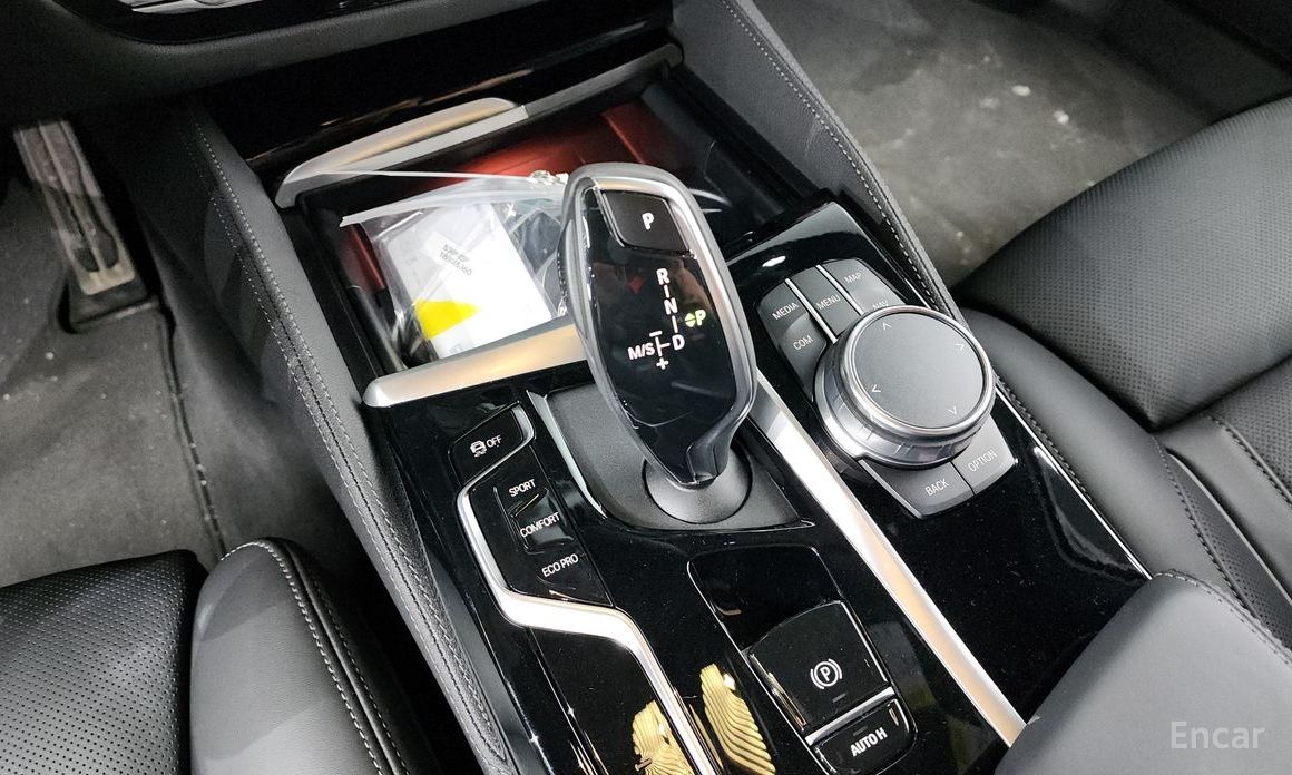 5 Series (G30)530i M Sport 10