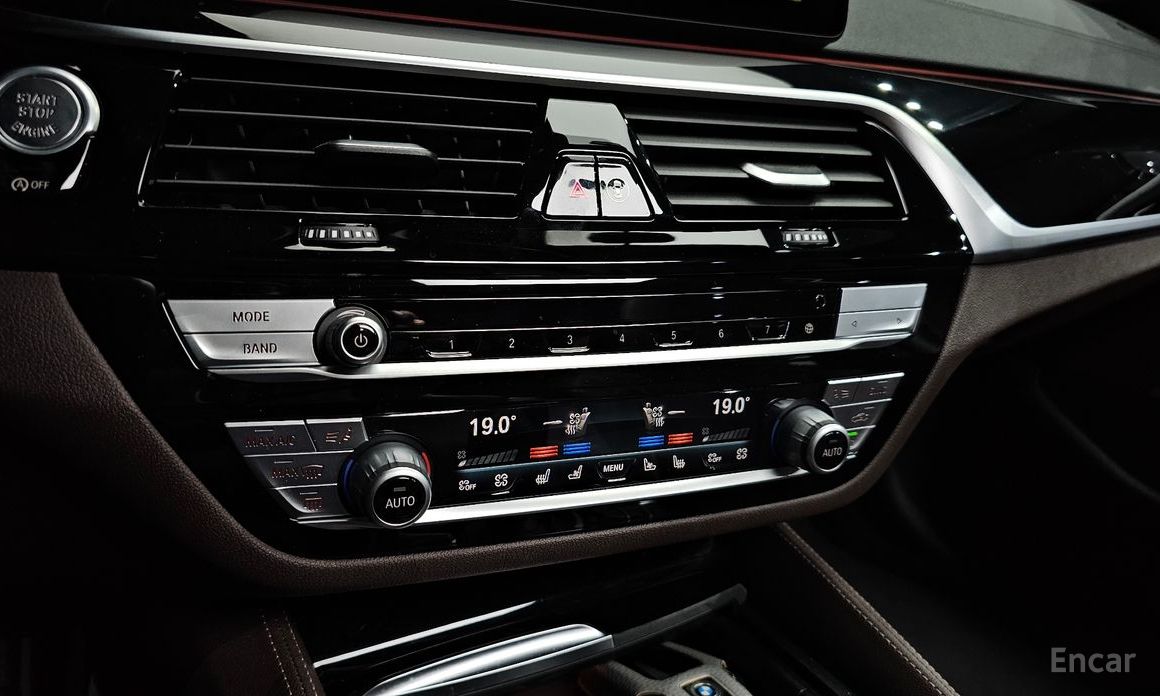 5 Series (G30)530i M Sport 17