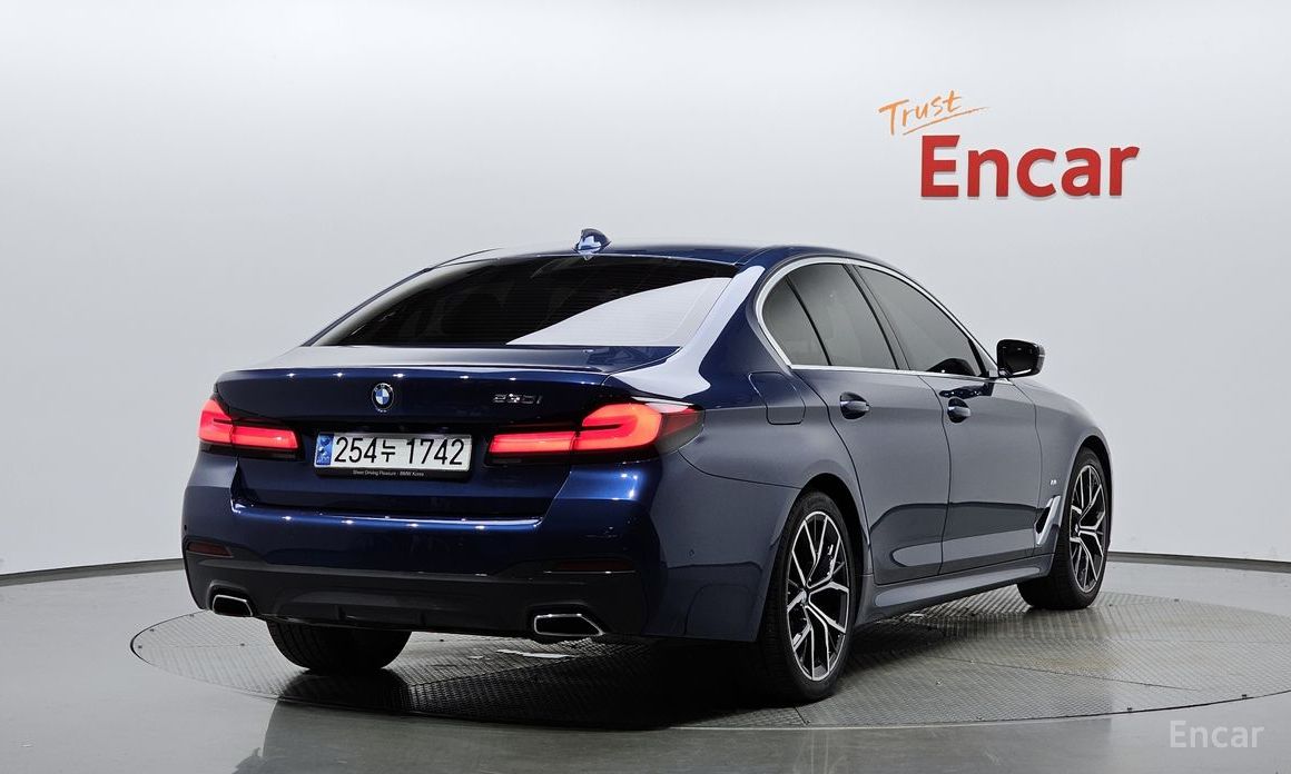 BMW 5 Series (G30)530i M Sport №3