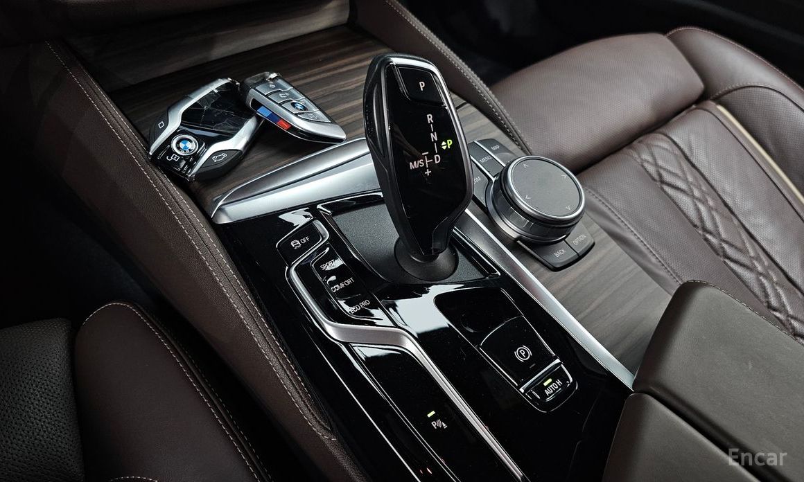 BMW 5 Series (G30)530i M Sport №10