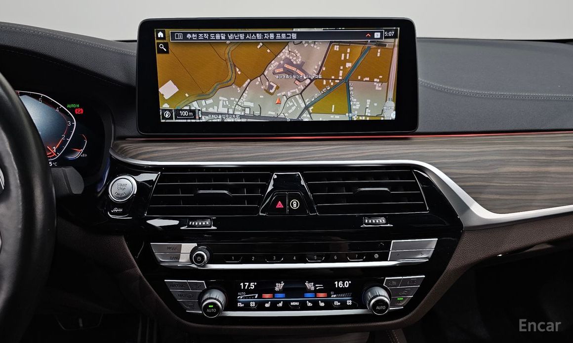 BMW 5 Series (G30)530i M Sport №15