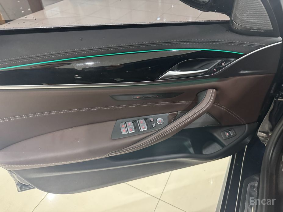 BMW 5 Series (G30)530i M Sport №13
