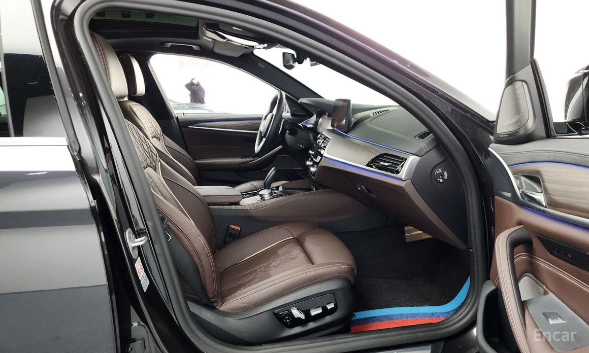 5 Series (G30)530i M Sport 12