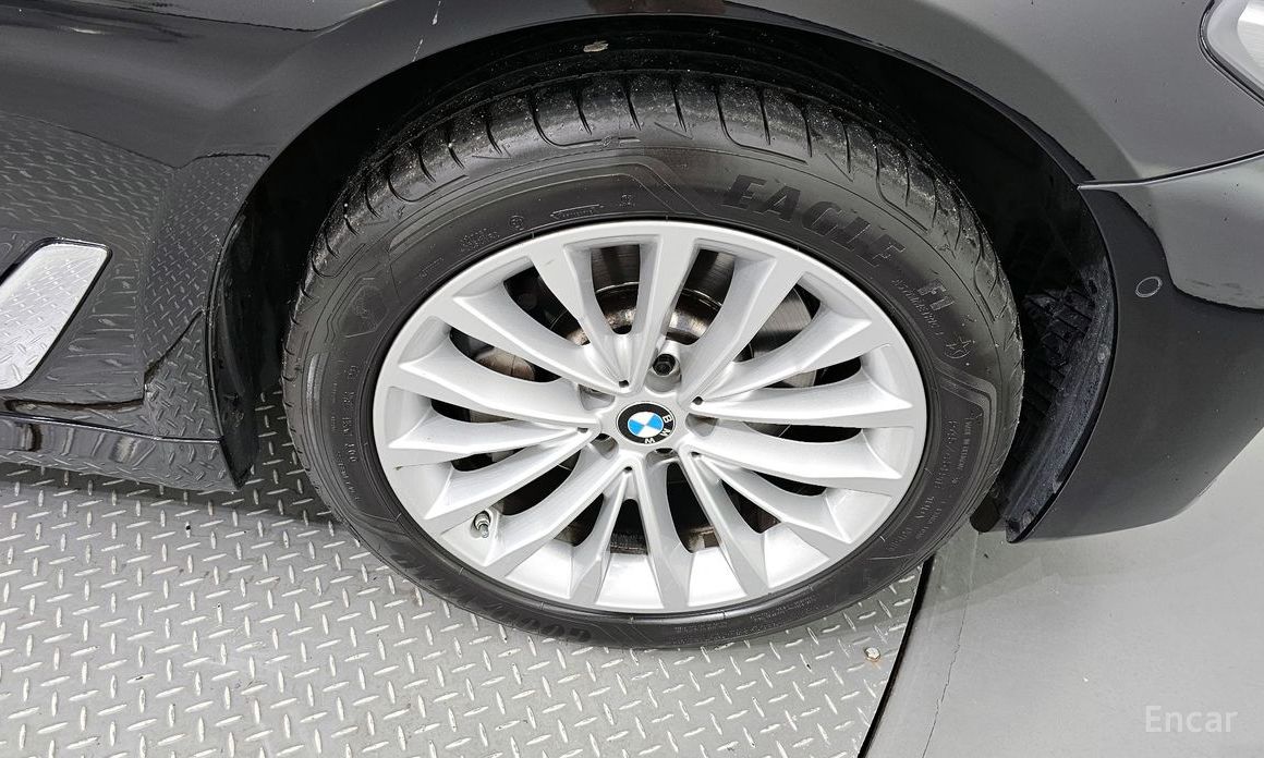 5 Series (G30)530i xDrive Luxury 6