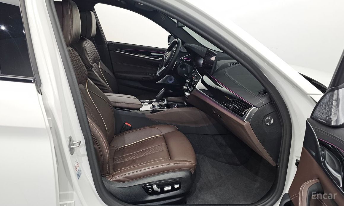5 Series (G30)M550i xDrive 12