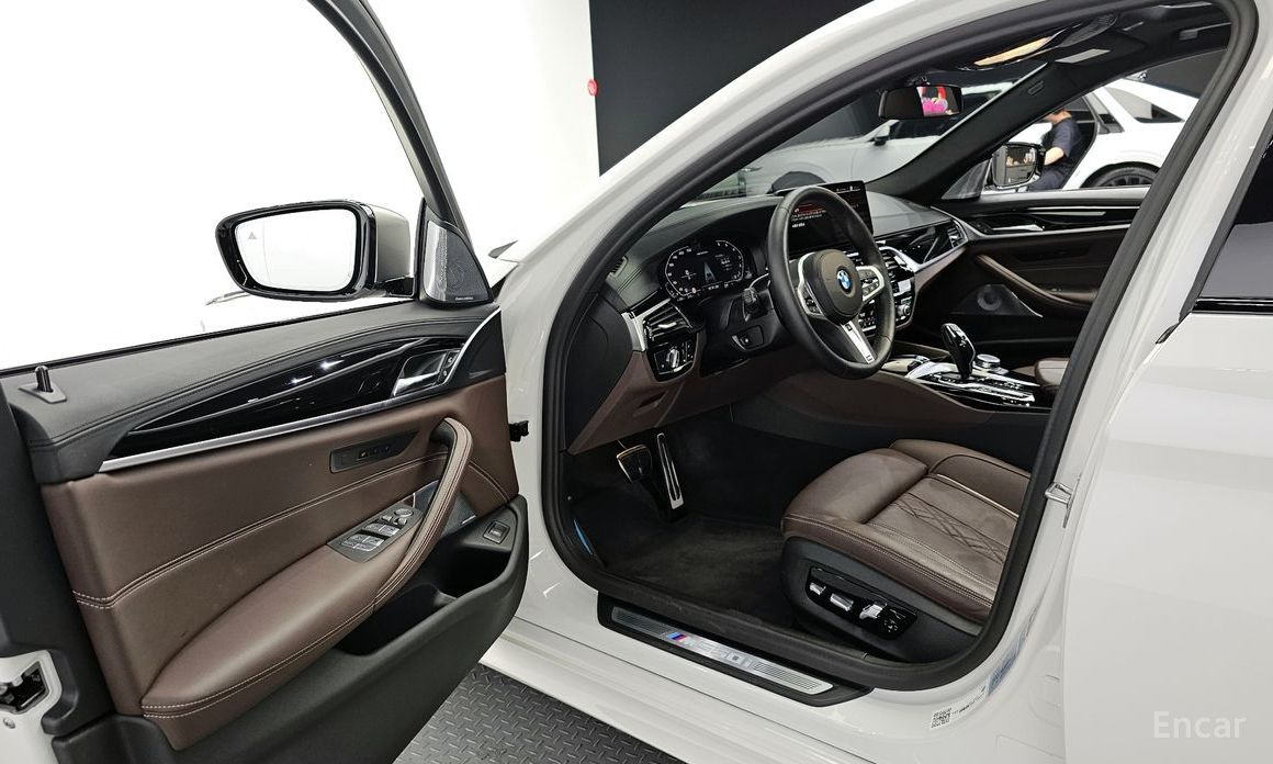 5 Series (G30)M550i xDrive 12