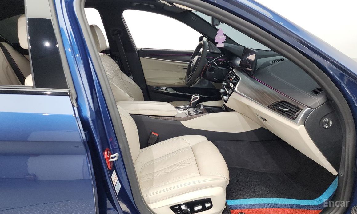 5 Series (G30)M550i xDrive 12
