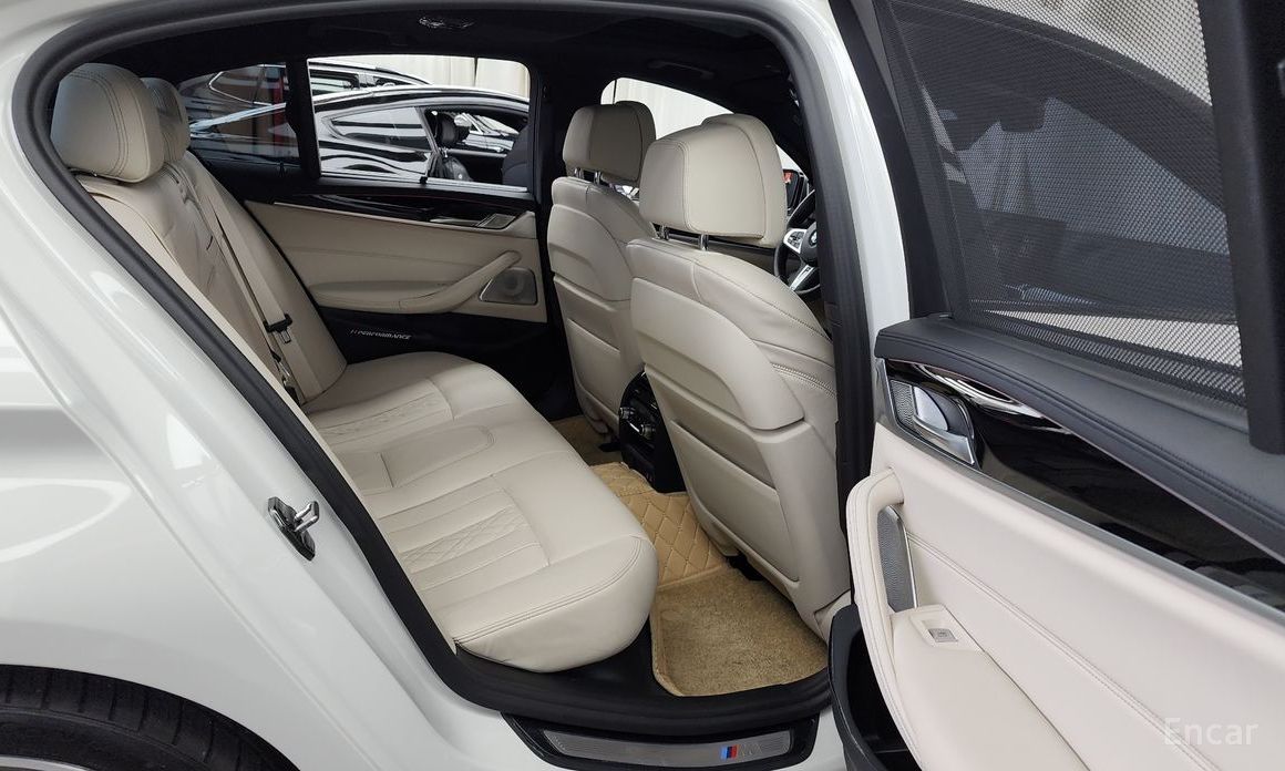 5 Series (G30)M550i xDrive 13
