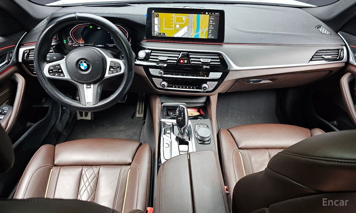 5 Series (G30) 523d M Sport 8