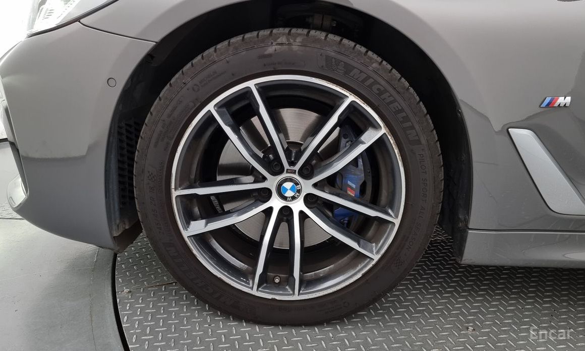 5 Series (G30) 523d M Sport 6