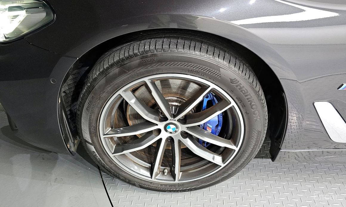 5 Series (G30) 523d M Sport 6