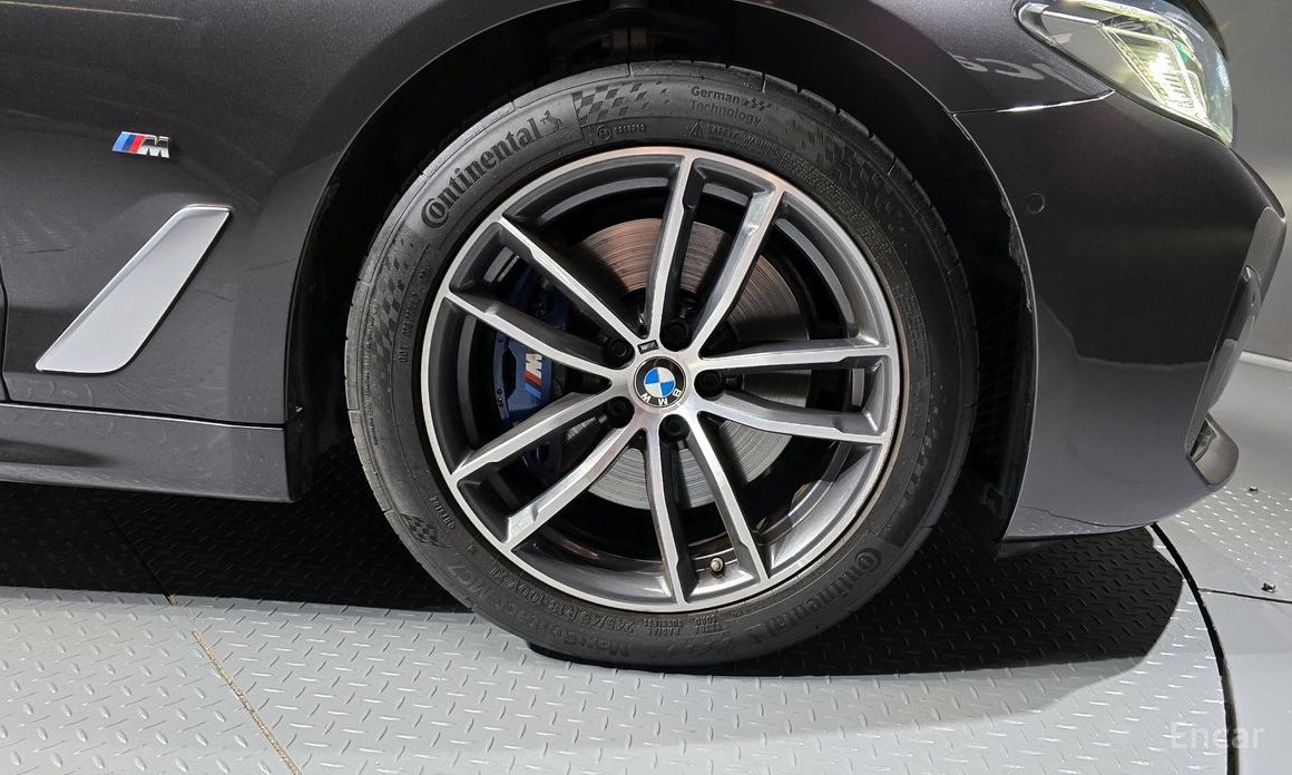5 Series (G30) 523d M Sport 6
