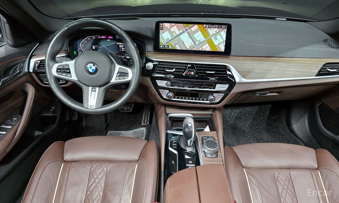 5 Series (G30) 523d M Sport 8