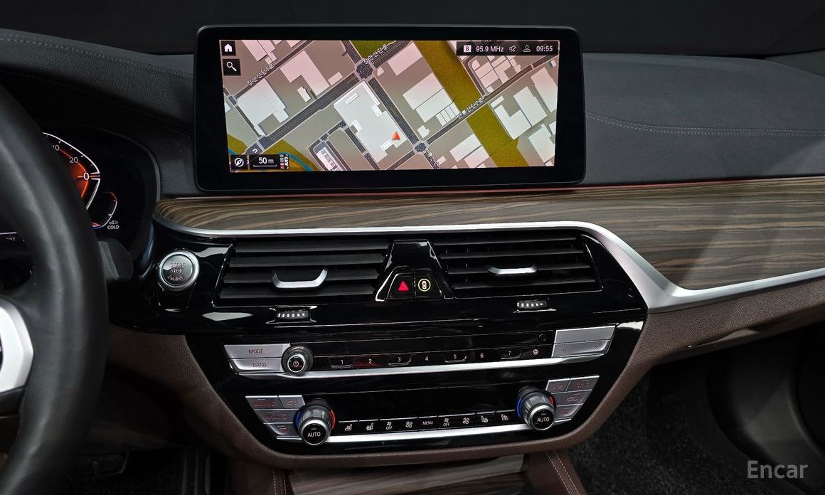 5 Series (G30) 523d M Sport 17