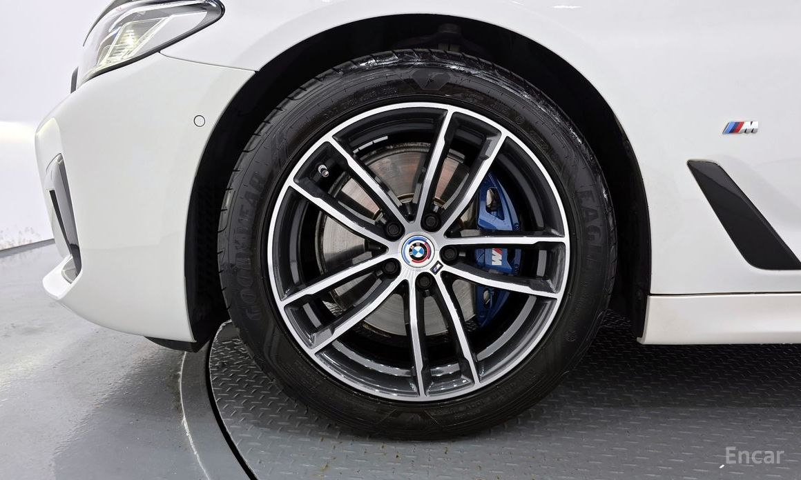 5 Series (G30) 523d M Sport 6