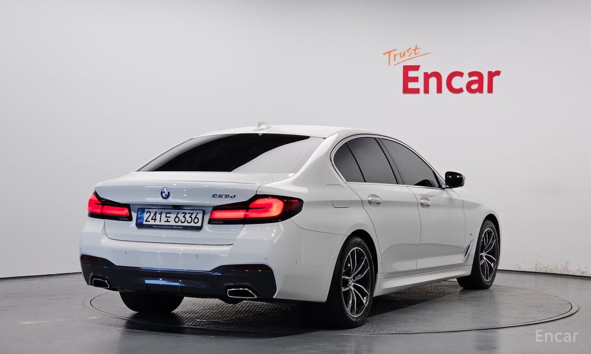 BMW 5 Series (G30) 523d M Sport №3
