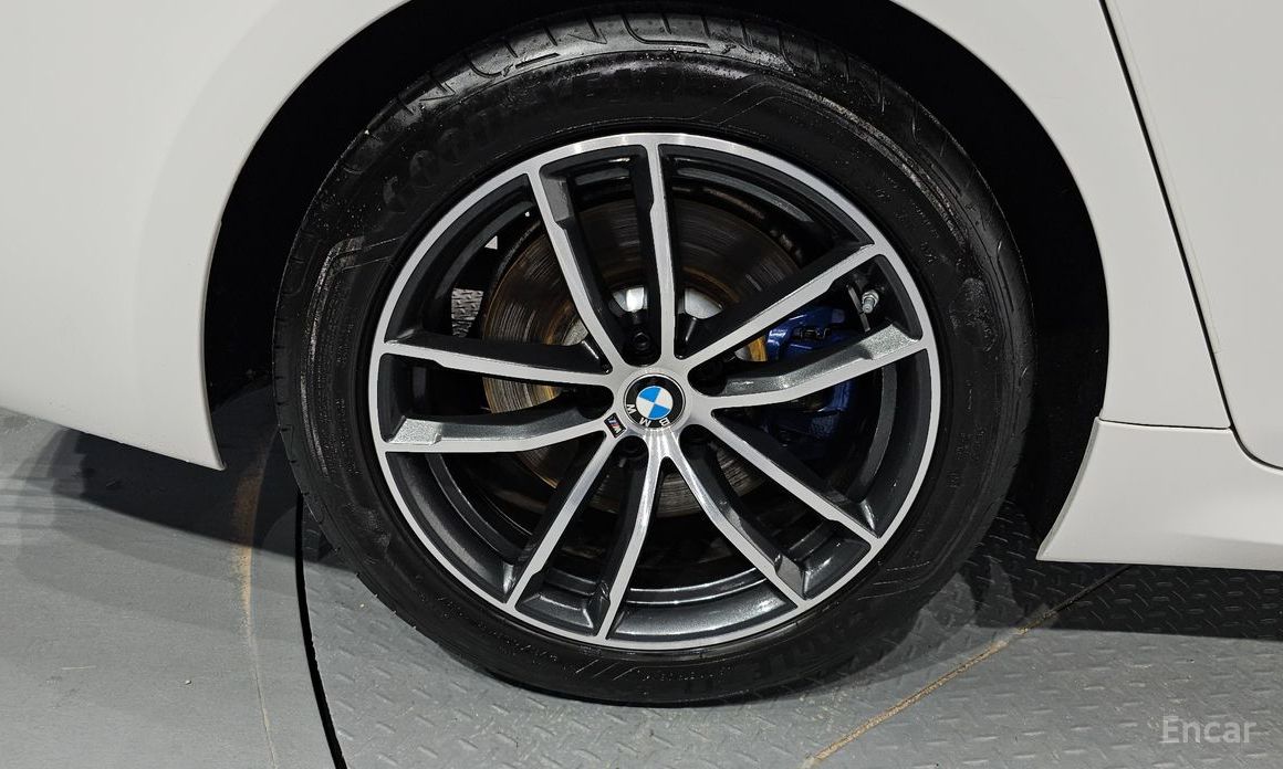 BMW 5 Series (G30) 523d M Sport №6
