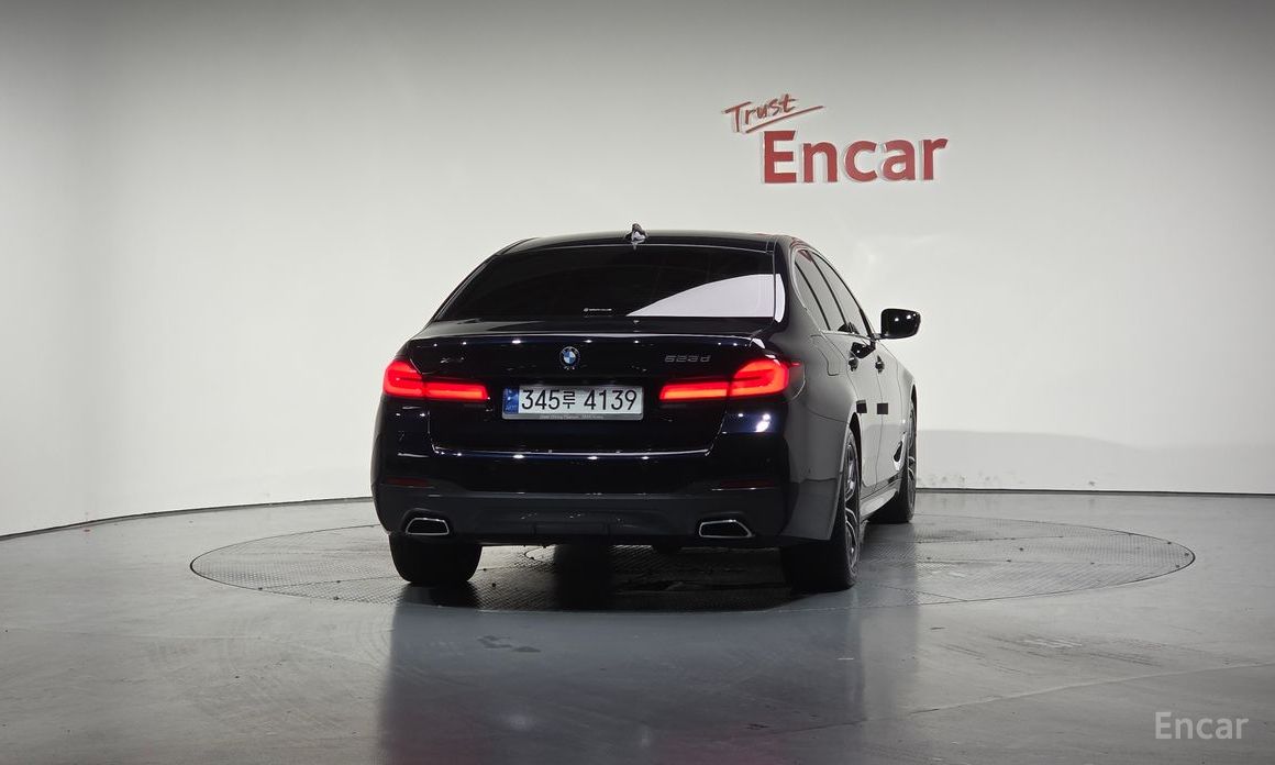 5 Series (G30) 523d xDrive M Sport 4