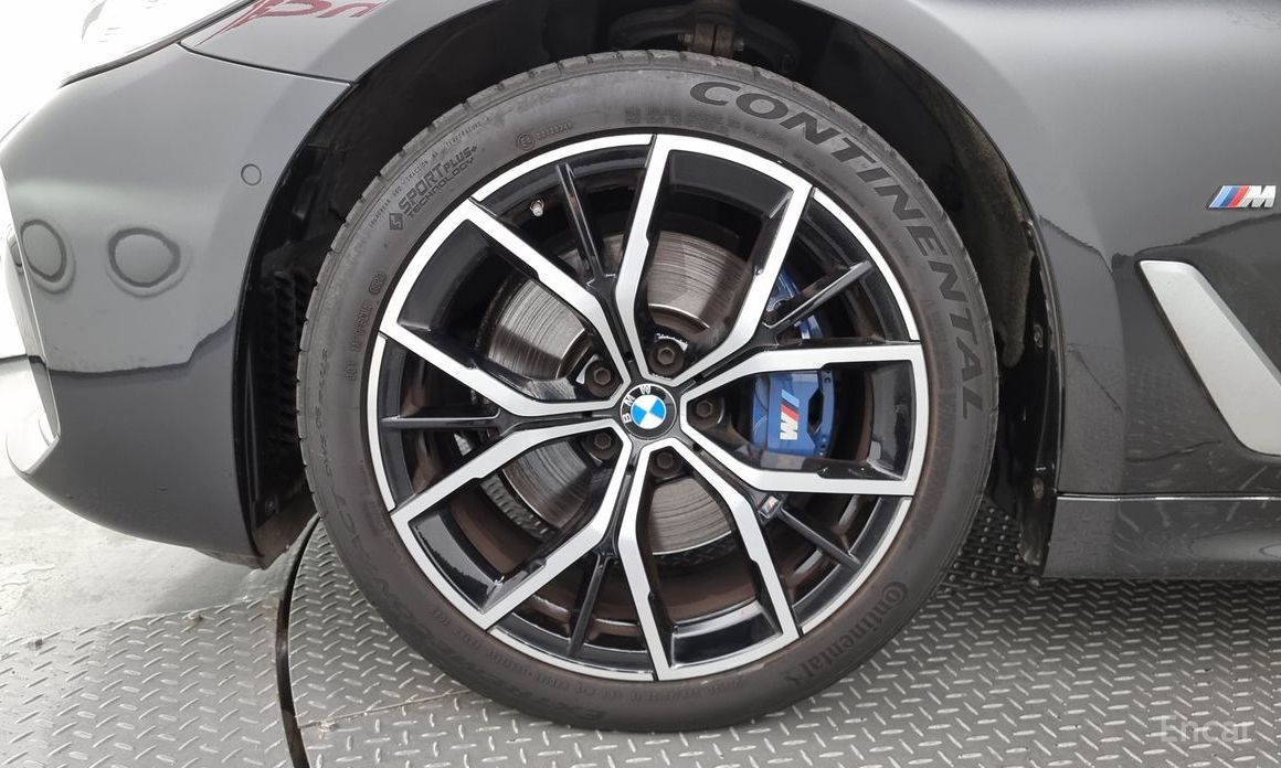 5 Series (G30) 530i xDrive M Sport 6