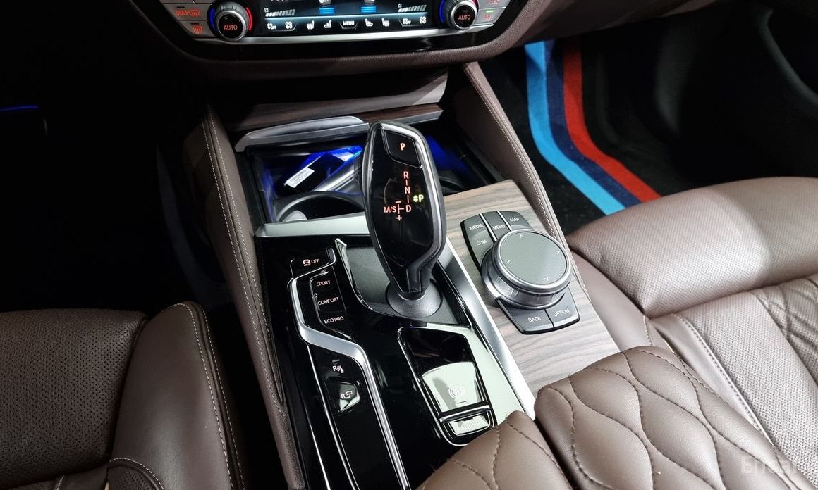 5 Series (G30) 530i xDrive M Sport 10