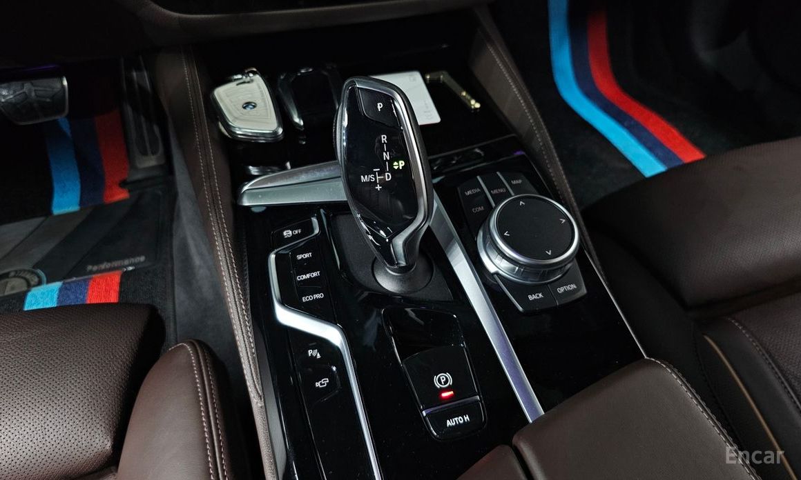5 Series (G30) 530i xDrive M Sport 9