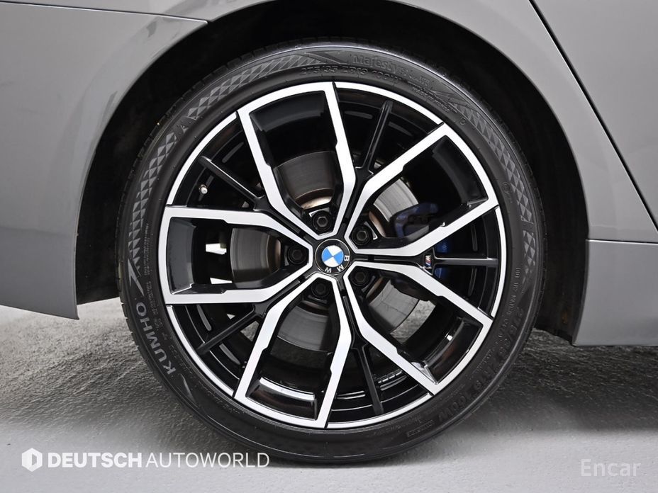 5 Series (G30) 530i xDrive M Sport 6