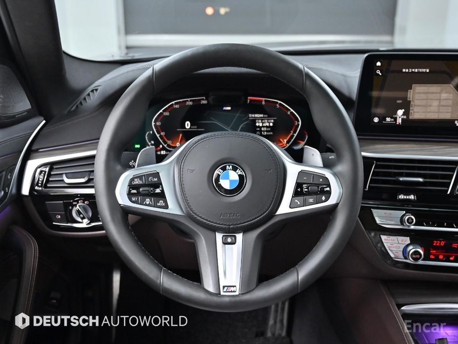 5 Series (G30) 530i xDrive M Sport 14