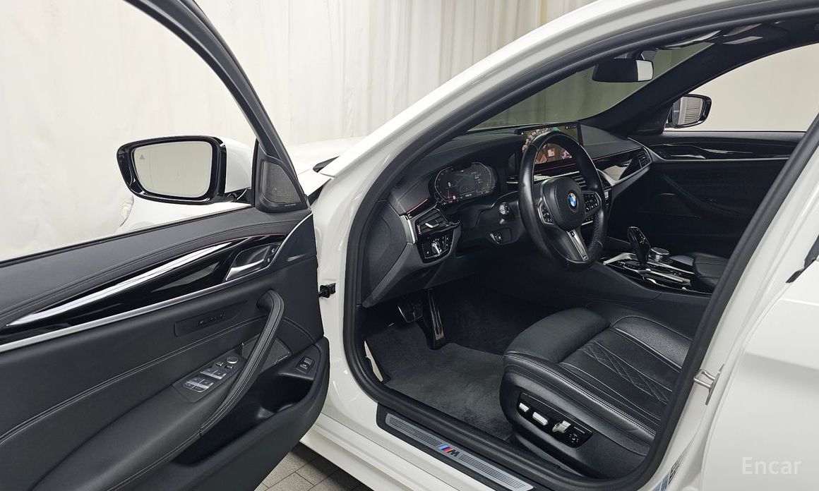 5 Series (G30) 530i xDrive M Sport 11